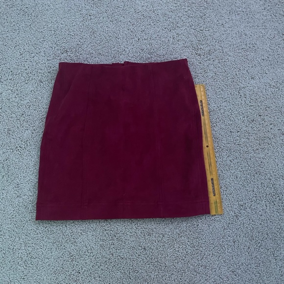 Maroon Girls Skirt - Picture 4 of 4